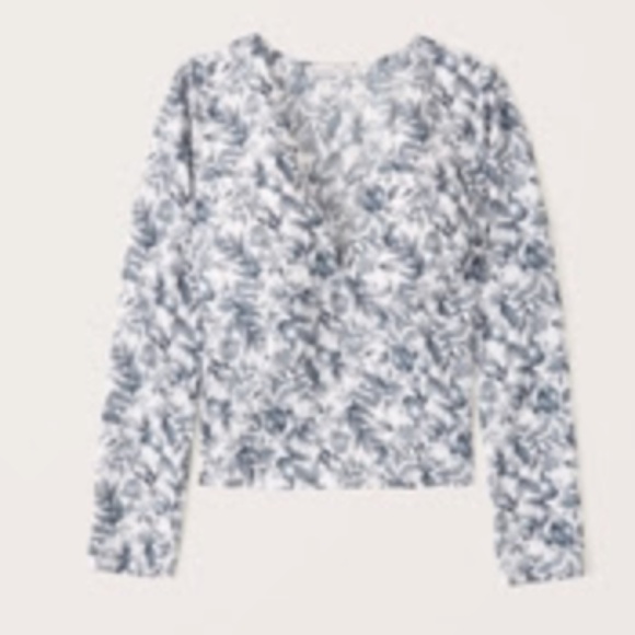Abercrombie & Fitch Blue and White Floral Blouse - Picture 1 of 5